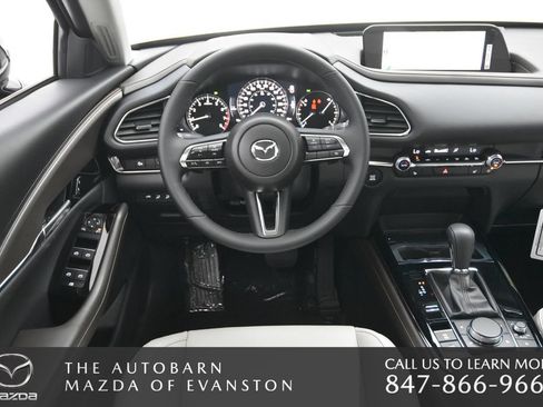 Used 2025 MAZDA CX-30 AWD 2.5 S w/ Premium Package image 22