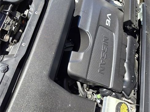 Used 2018 Nissan Pathfinder S image 20