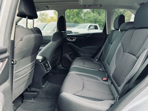 Used 2022 Subaru Forester Premium image 19