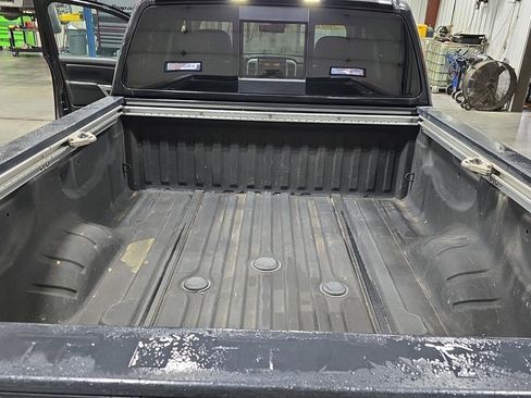 Used 2016 Nissan Titan PRO-4X image 22