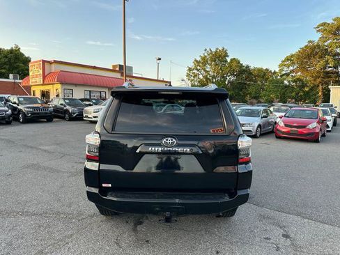 Used 2015 Toyota 4Runner SR5 AWD/4WD image 6