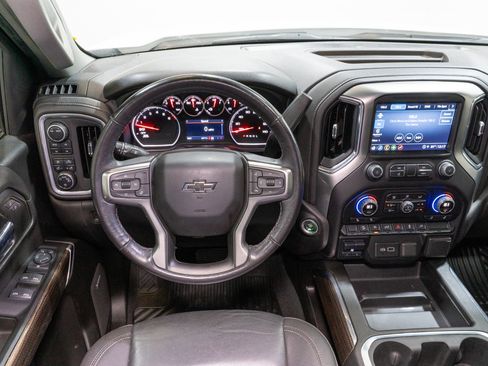 Used 2022 Chevrolet Silverado 1500 RST w/ Convenience Package II image 13