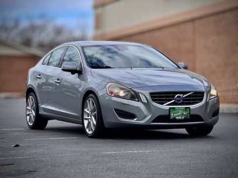Used 2012 Volvo S60 T6 image 1