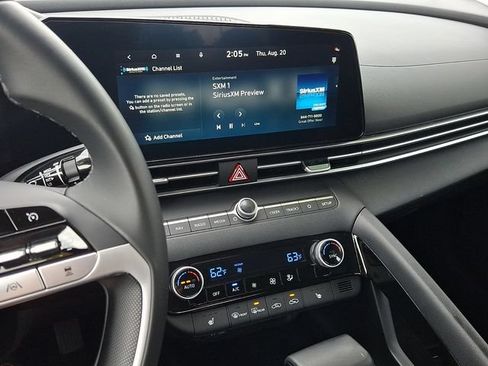 Used 2023 Hyundai Elantra SEL w/ Convenience Package FWD image 19