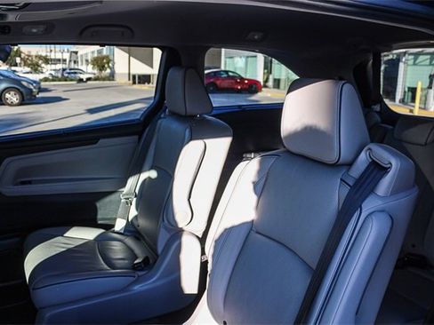 Used 2023 Honda Odyssey Elite image 26