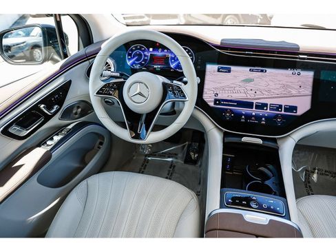 Certified 2023 Mercedes-Benz EQS 580 4MATIC SUV image 15