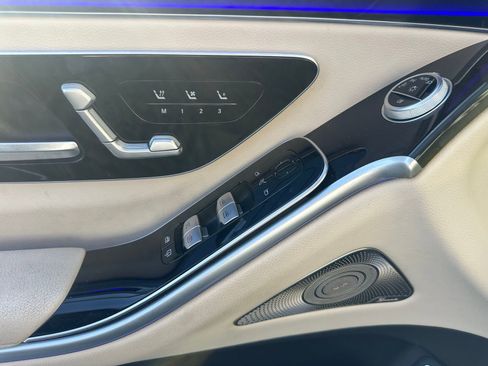 Used 2023 Mercedes-Benz S 500 4MATIC image 5