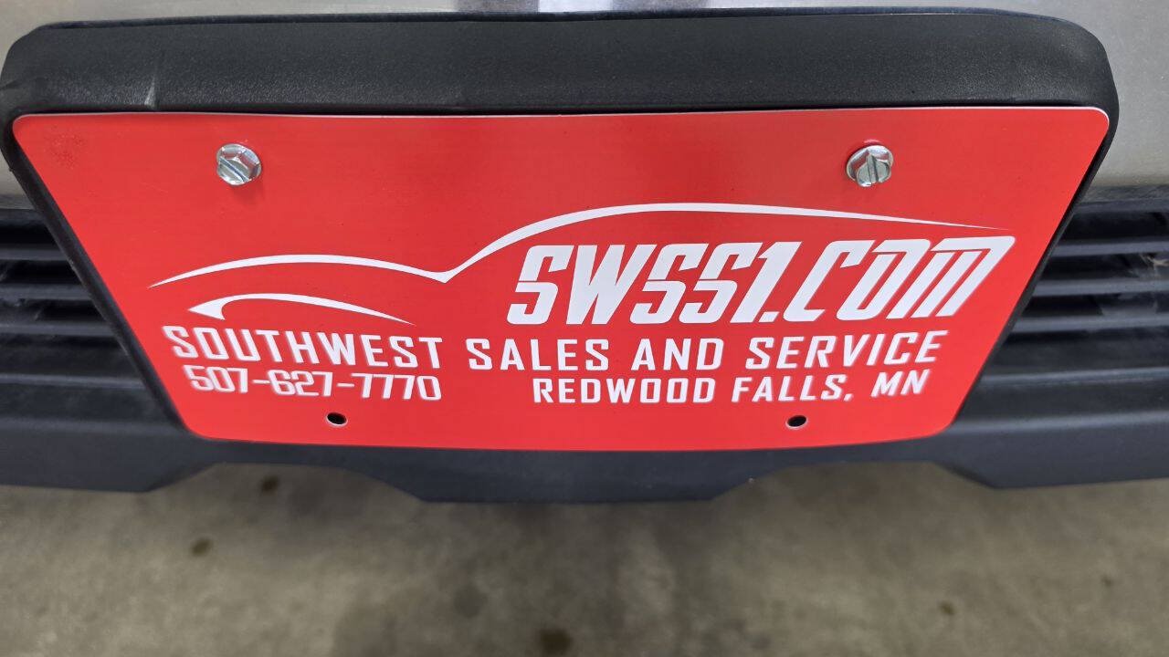 Used 2023 Chevrolet Silverado 2500 W/T w/ WT Convenience Package AWD/4WD image 2