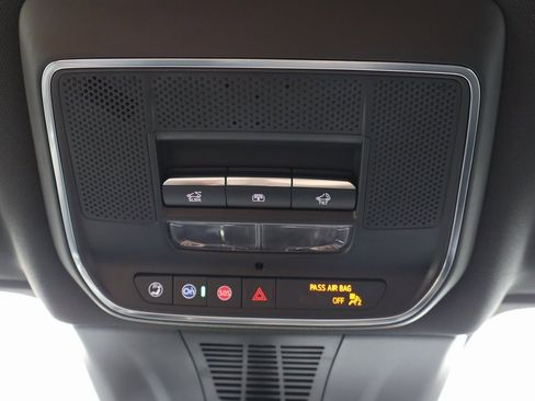 New 2025 Chevrolet Blazer EV RS image 20