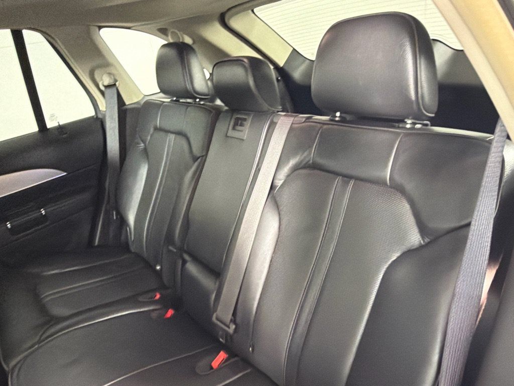 Used 2013 Lincoln MKX AWD image 20