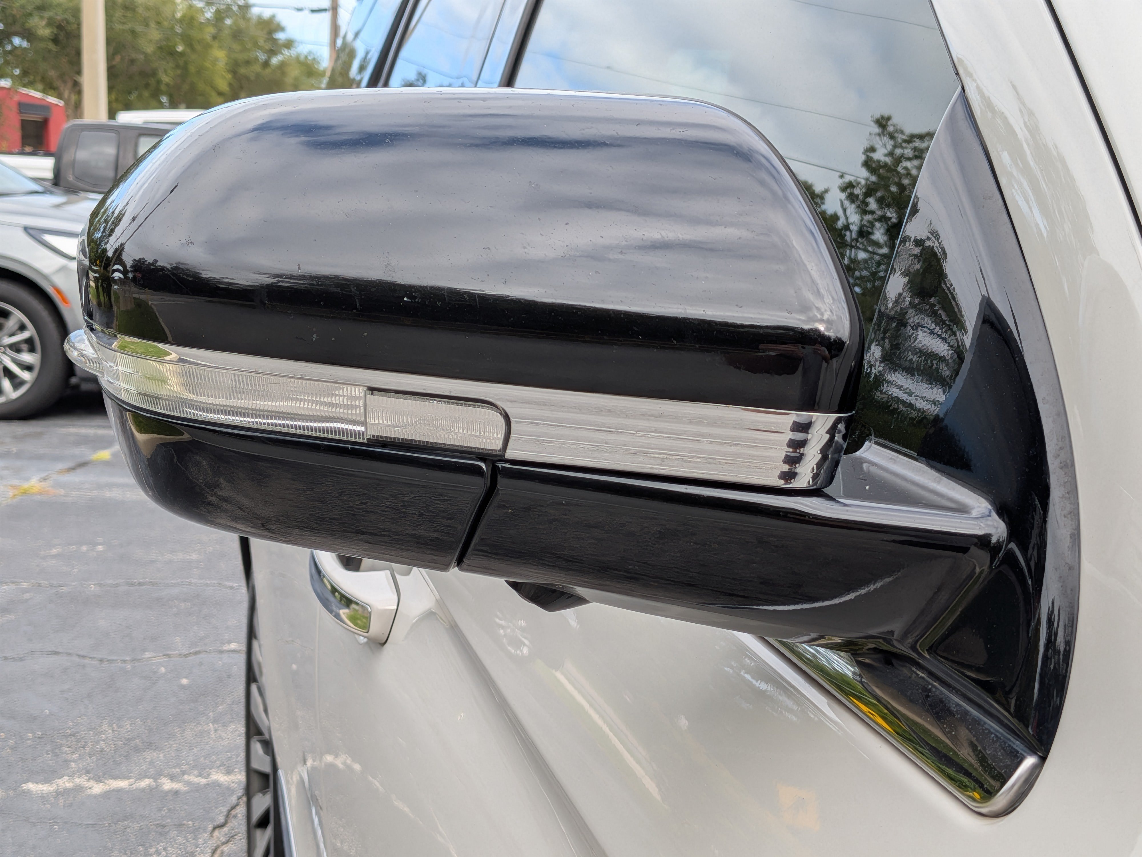 Used 2019 Lincoln Navigator Reserve AWD/4WD image 11