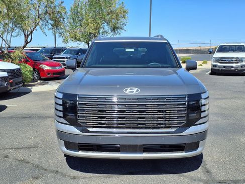 New 2026 Hyundai Palisade Calligraphy FWD image 2