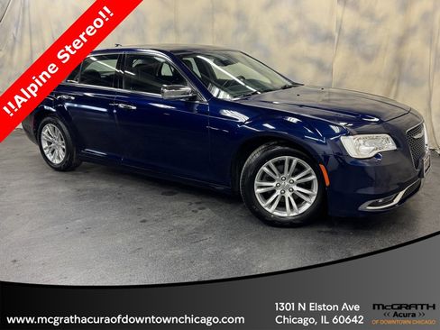 Used 2015 Chrysler 300 C image 8