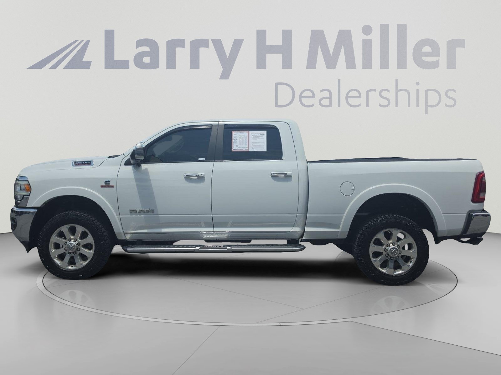 Used 2021 RAM 2500 Laramie AWD/4WD image 2
