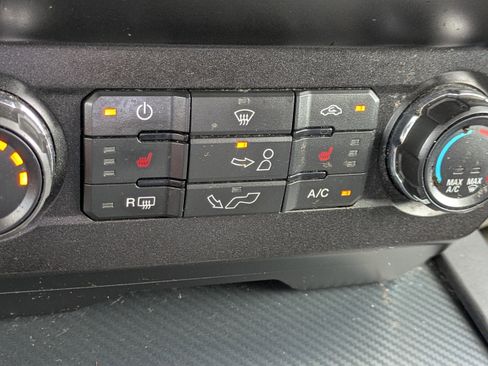 Used 2020 Ford F150 XLT w/ Equipment Group 302A Luxury image 27