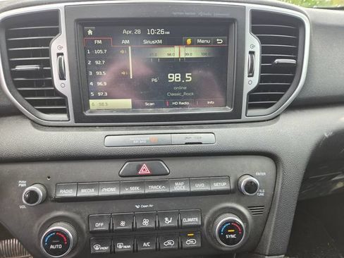 Used 2017 Kia Sportage EX w/ EX Technology Package AWD/4WD image 8