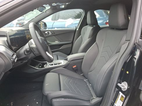 Used 2025 BMW 228i xDrive w/ Technology Package image 9