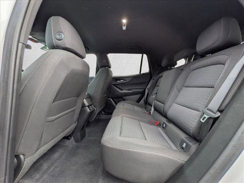 Used 2025 Chevrolet Equinox LT image 19