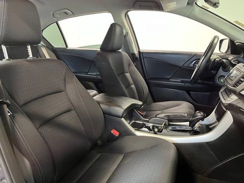 Used 2013 Honda Accord Sport image 10
