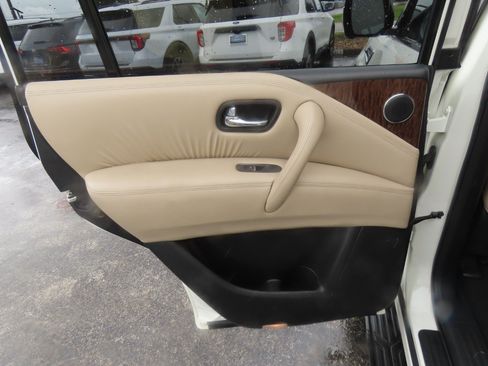 Used 2018 Nissan Armada Platinum w/ Captain Seat Package AWD/4WD image 18