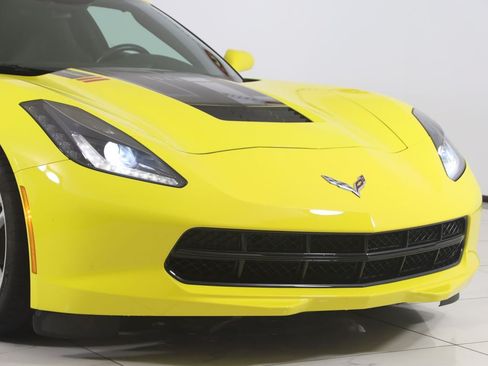Used 2016 Chevrolet Corvette Stingray Coupe RWD image 50