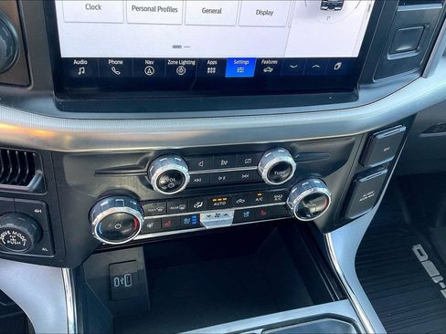 Used 2024 Ford F150 Lariat w/ FX4 Off-Road Package AWD/4WD image 34
