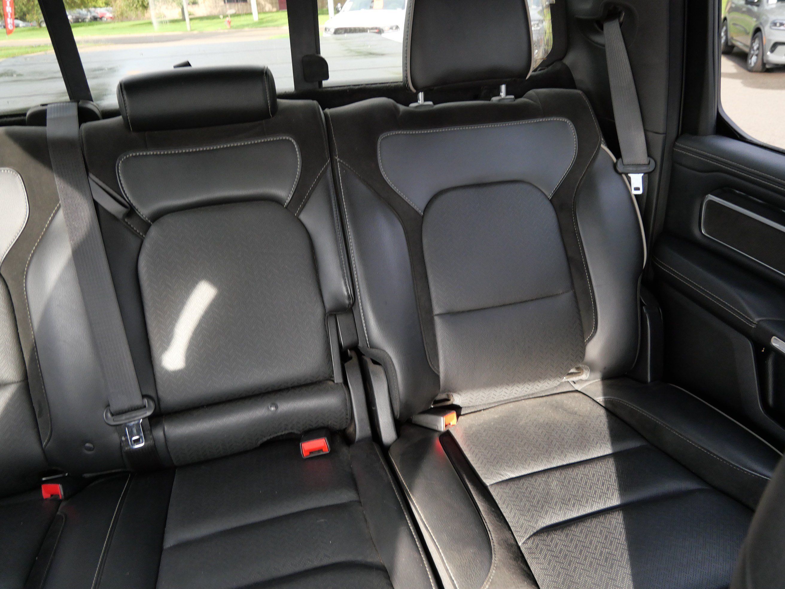 Used 2021 RAM 1500 Laramie w/ Sport Appearance Package AWD/4WD image 14