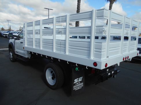 Used 2024 Ford F550 4x4 Regular Cab Super Duty image 5