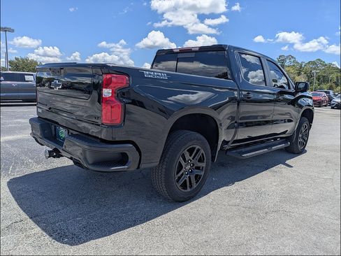 Certified 2022 Chevrolet Silverado 1500 LT Trail Boss w/ LT Trail Boss Premium Package AWD/4WD image 5