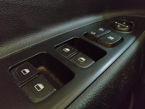 Used 2020 Kia Rio S FWD image 27