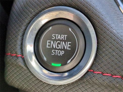 Used 2024 Chevrolet TrailBlazer RS w/ Driver Confidence Package image 33