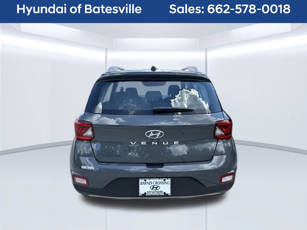 New 2026 Hyundai Venue SEL FWD image 5