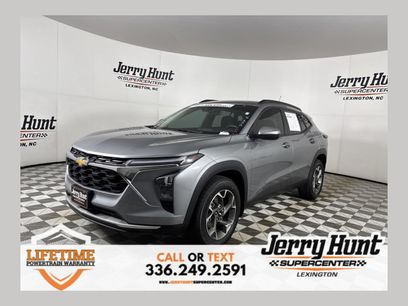Used 2024 Chevrolet Trax LT w/ Sunroof Package