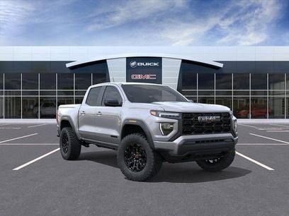 New 2026 GMC Canyon Elevation w/ LPO, Black Badging Package