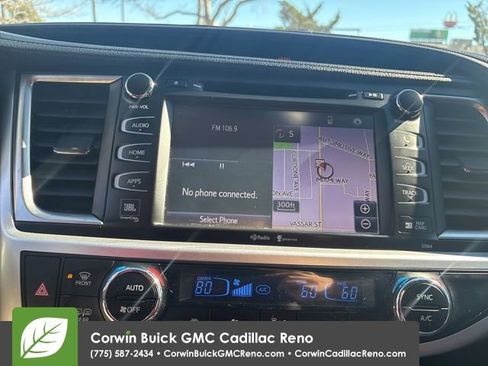 Used 2015 Toyota Highlander Limited w/ Driver Technology Package image 20