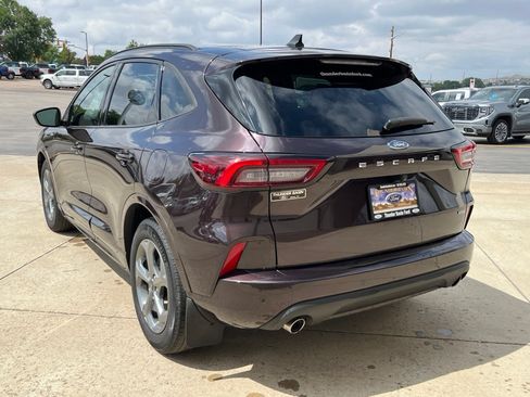Used 2023 Ford Escape ST-Line w/ Equipment Group 301A FWD image 8