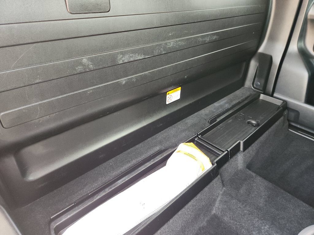 Used 2022 Toyota Tacoma SR RWD image 29