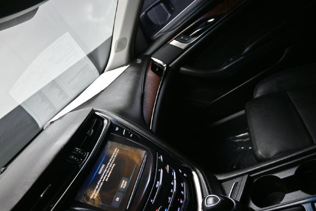 Used 2016 Cadillac CTS Luxury RWD image 13