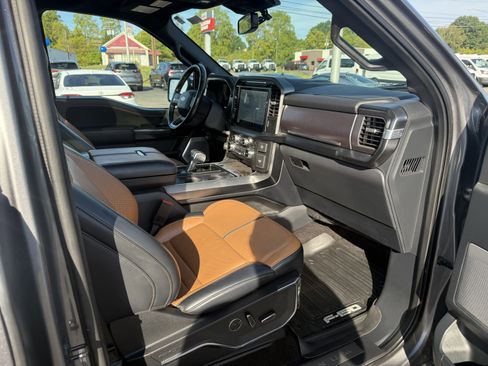 Certified 2022 Ford F150 Platinum w/ Equipment Group 701A High image 11