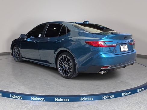 Used 2025 Toyota Camry SE w/ Convenience Package AWD/4WD image 8