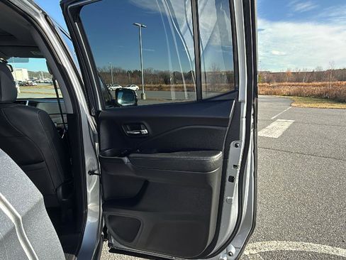 Used 2019 Honda Ridgeline RTL-T image 19