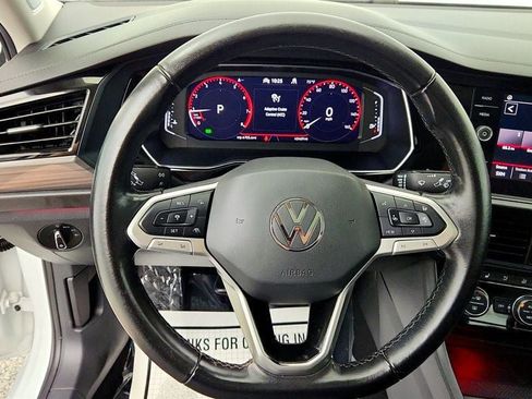Used 2023 Volkswagen Jetta SEL FWD image 14