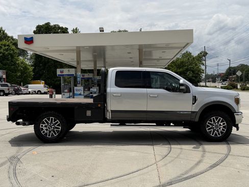 Used 2019 Ford F350 Lariat w/ Lariat Value Package AWD/4WD image 25