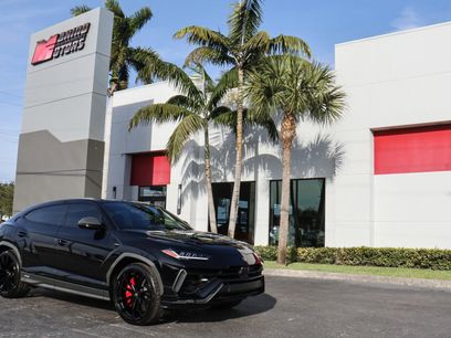 Used 2024 Lamborghini Urus S
