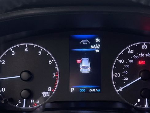 Used 2024 Toyota Corolla Cross LE image 23