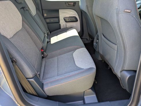 Certified 2024 Ford Maverick XLT image 32