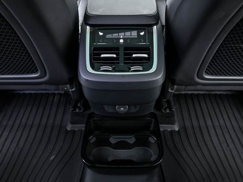 Certified 2023 Volvo XC90 B6 Ultimate w/ Protection Package Premier AWD/4WD image 20