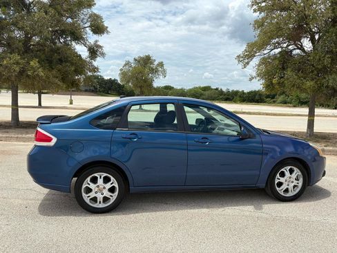 Used 2009 Ford Focus SES FWD image 40