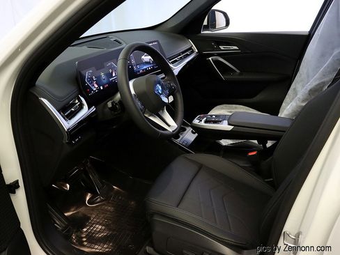 Used 2026 BMW X1 xDrive28i w/ Convenience Package image 10