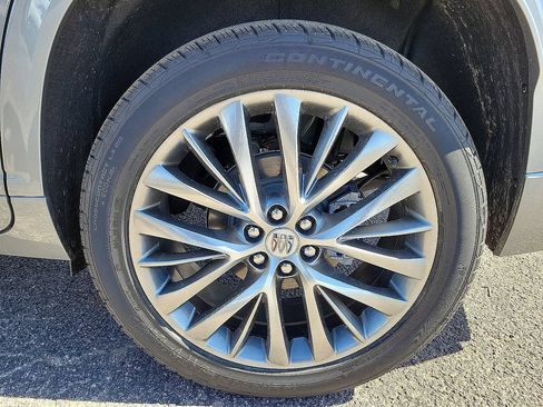 New 2026 Buick Enclave Avenir w/ Super Cruise Package AWD/4WD image 9